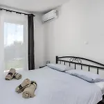 Cozy In With Wifi Διαμέρισμα Brseč