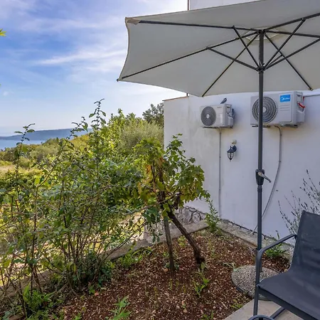 2 Bedroom Lovely In