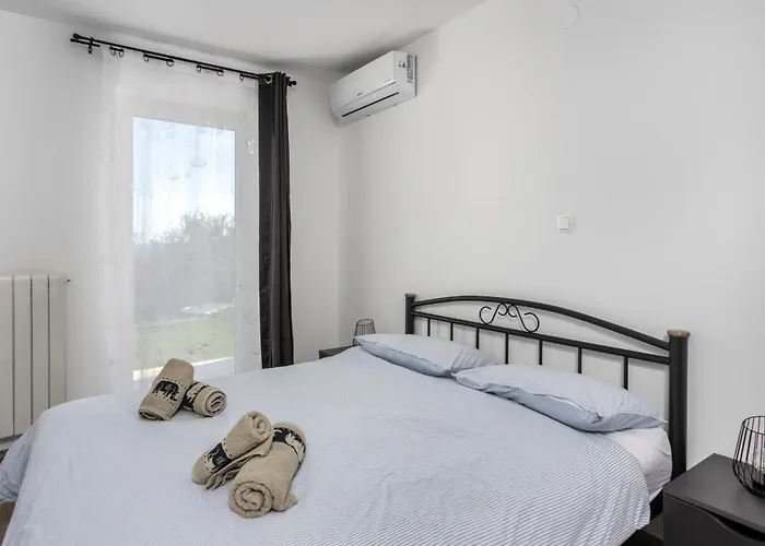 Cozy In With Wifi Διαμέρισμα Brseč
